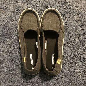 Memory foam slip on shoes